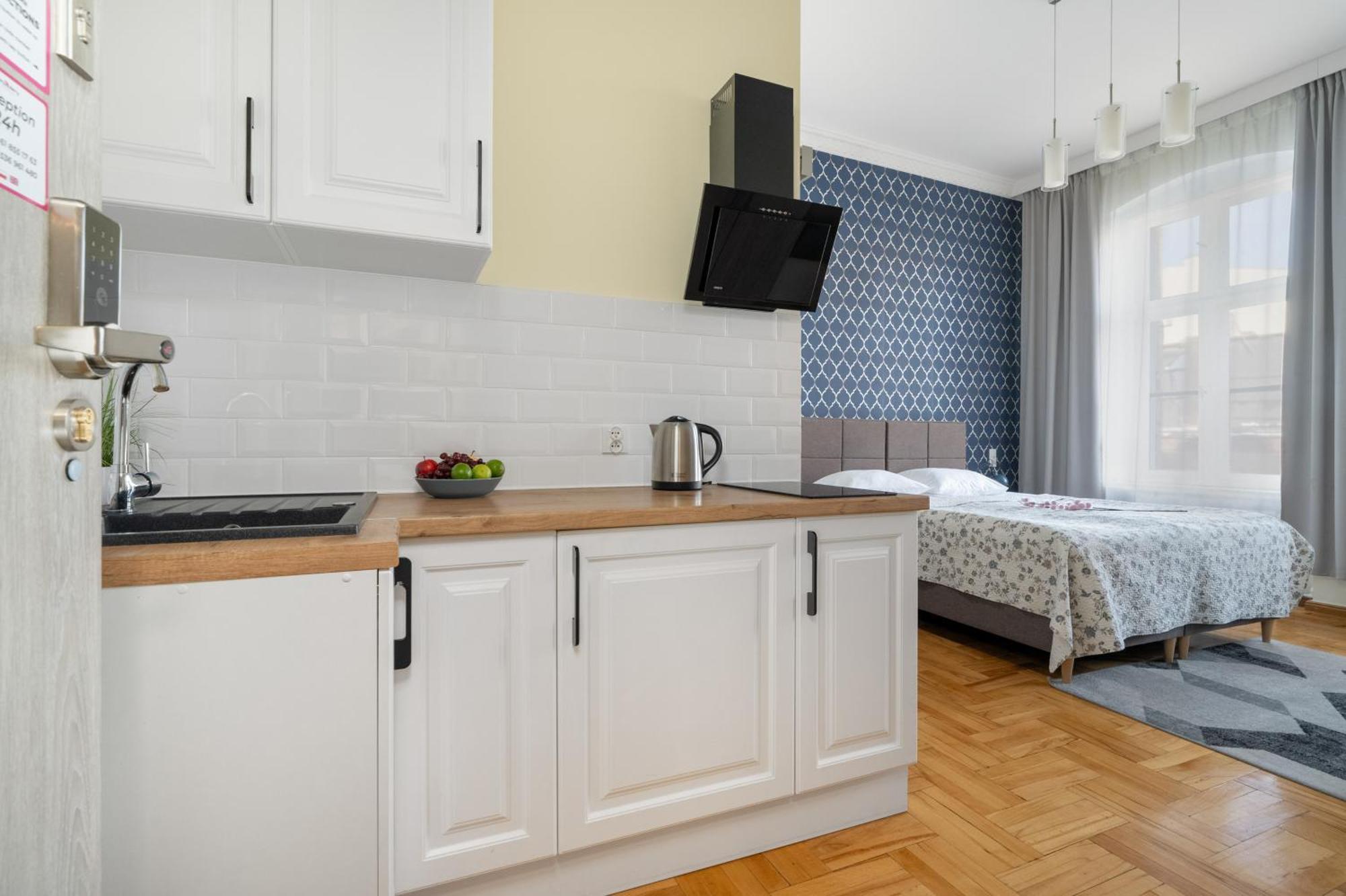 Przytulne Studia Very Berry W Poznaniu Blisko Parku By Noclegi Renters Exterior foto
